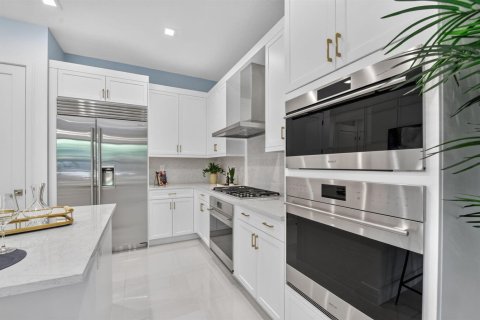 Villa ou maison à vendre à West Palm Beach, Floride: 3 chambres, 243.4 m2 № 2191227 - photo 14