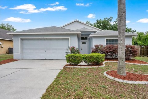 House in Seffner, Florida 4 bedrooms, 168.15 sq.m. № 2095310