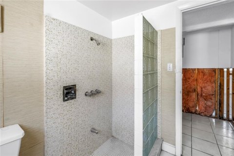 Casa en venta en Treasure Island, Florida, 3 dormitorios, 256.22 m2 № 1802299 - foto 29