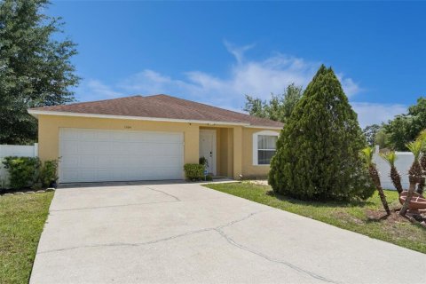 House in Kissimmee, Florida 4 bedrooms, 180.42 sq.m. № 2101101