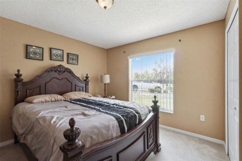 House in Kissimmee, Florida 4 bedrooms, 180.42 sq.m. № 2101101 - photo 7