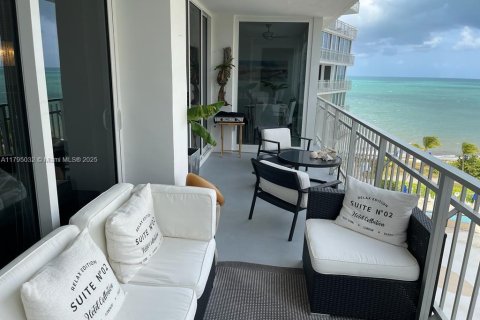 Copropriété à louer à Key Biscayne, Floride: 3 chambres, 219.81 m2 № 1939746 - photo 1