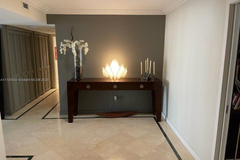 Copropriété à louer à Key Biscayne, Floride: 3 chambres, 219.81 m2 № 1939746 - photo 4