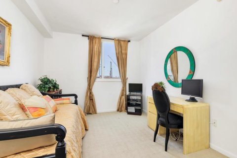Condo in West Palm Beach, Florida, 2 bedrooms  № 2175468 - photo 14