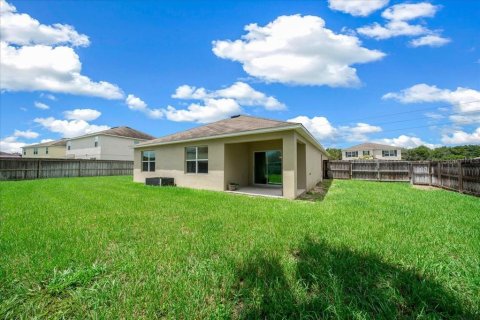 House in Ocala, Florida 4 bedrooms, 169.73 sq.m. № 2291067 - photo 18
