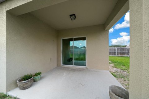 House in Ocala, Florida 4 bedrooms, 169.73 sq.m. № 2291067 - photo 24