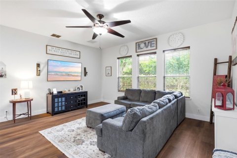 Casa en venta en DeLand, Florida, 4 dormitorios, 291.62 m2 № 2223654 - foto 17