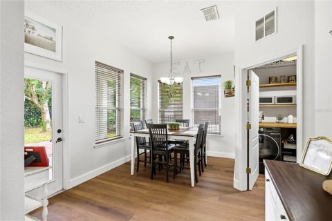 Casa en venta en DeLand, Florida, 4 dormitorios, 291.62 m2 № 2223654 - foto 15