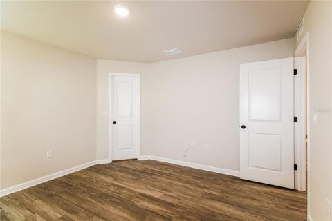 Propiedad comercial en venta en Homosassa, Florida, 4 dormitorios, 209.4 m2 № 1903126 - foto 5