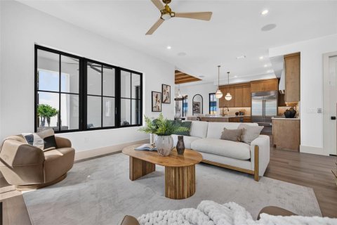 Casa en venta en Saint Petersburg, Florida, 4 dormitorios, 285.58 m2 № 2330386 - foto 16