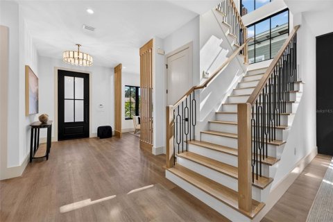 Casa en venta en Saint Petersburg, Florida, 4 dormitorios, 285.58 m2 № 2330386 - foto 10