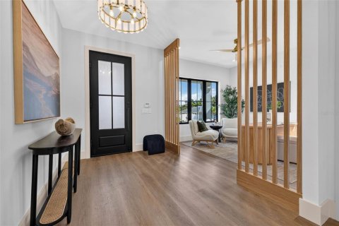 Casa en venta en Saint Petersburg, Florida, 4 dormitorios, 285.58 m2 № 2330386 - foto 6