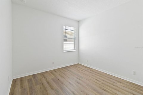 Casa en alquiler en Kissimmee, Florida, 4 dormitorios, 165.74 m2 № 1918685 - foto 18