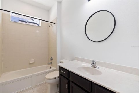 Casa en alquiler en Kissimmee, Florida, 4 dormitorios, 165.74 m2 № 1918685 - foto 19