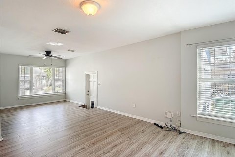 Casa en venta en Tampa, Florida, 4 dormitorios, 190.64 m2 № 2208164 - foto 26