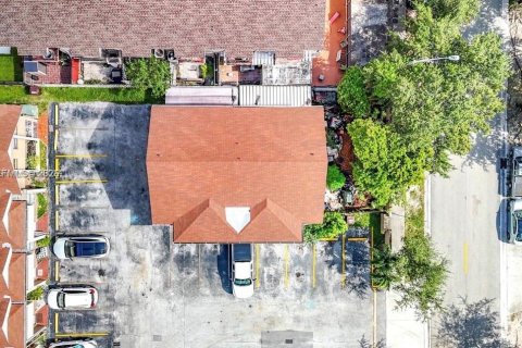 Townhouse in Hialeah, Florida 3 bedrooms, 109.81 sq.m. № 2086496 - photo 13