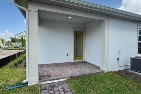 House in Orlando, Florida 4 bedrooms, 220.36 sq.m. № 1866327 - photo 22