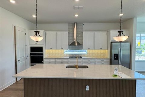 House in Orlando, Florida 4 bedrooms, 220.36 sq.m. № 1866327 - photo 10