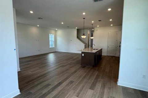 House in Orlando, Florida 4 bedrooms, 220.36 sq.m. № 1866327 - photo 16