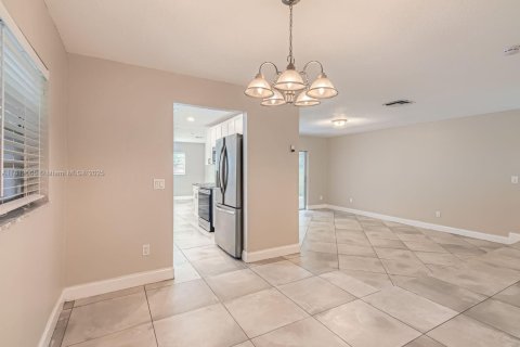 Casa en venta en Boca Raton, Florida, 3 dormitorios, 173.63 m2 № 1758944 - foto 8