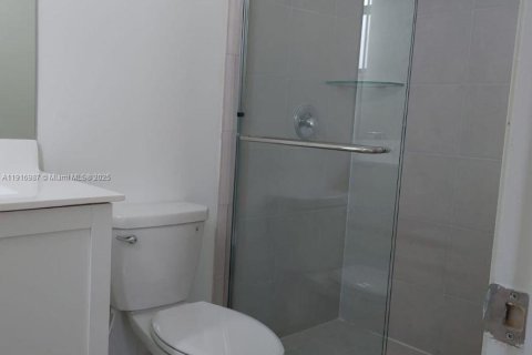 Adosado en venta en Homestead, Florida, 3 dormitorios, 137.77 m2 № 1973818 - foto 11