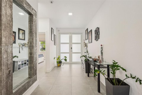 Villa ou maison à vendre à Doral, Floride: 5 chambres, 337.79 m2 № 2048012 - photo 5