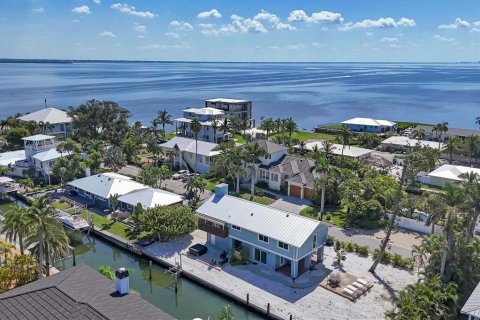 Casa en alquiler en Longboat Key, Florida, 3 dormitorios, 174.84 m2 № 1916472 - foto 3
