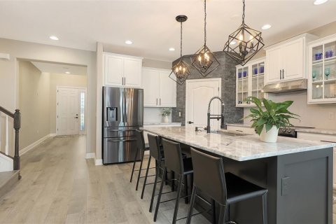 Casa en venta en Sarasota, Florida, 5 dormitorios, 268.39 m2 № 1899339 - foto 8