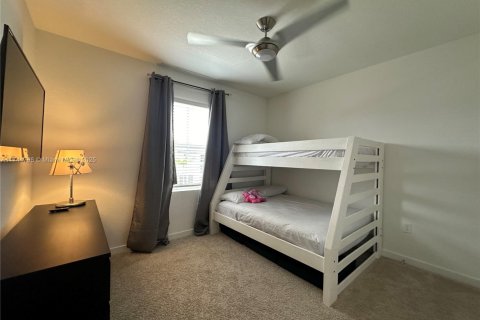 Townhouse in Homestead, Florida 3 bedrooms, 159.05 sq.m. № 1868419 - photo 17