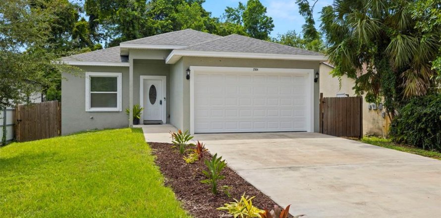 House in Clearwater, Florida 3 bedrooms, 142.05 sq.m. № 1865859