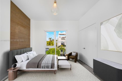 Condominio en venta en Miami, Florida, 3 dormitorios, 207.73 m2 № 2035613 - foto 15