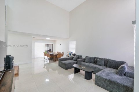 Villa ou maison à vendre à Plantation, Floride: 4 chambres, 181.72 m2 № 2067325 - photo 6