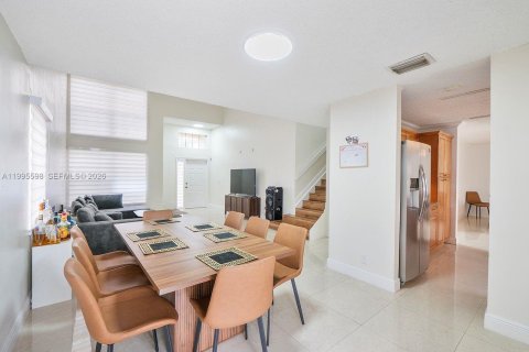 Villa ou maison à vendre à Plantation, Floride: 4 chambres, 181.72 m2 № 2067325 - photo 9