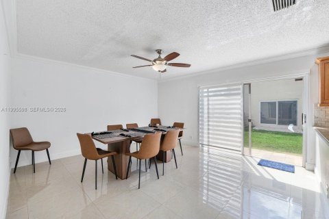 Villa ou maison à vendre à Plantation, Floride: 4 chambres, 181.72 m2 № 2067325 - photo 18