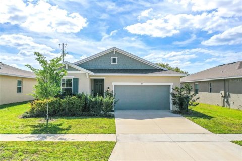 Casa en Haines City, Florida 4 dormitorios, 179.12 m2 № 2098150