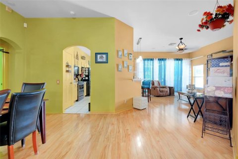 House in Cape Coral, Florida 3 bedrooms, 174.93 sq.m. № 1760393 - photo 12