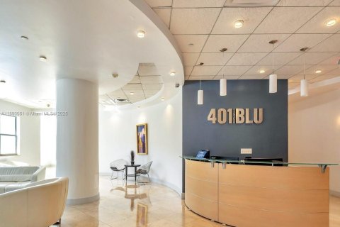 Condominio en venta en Miami Beach, Florida, 1 dormitorio, 85.66 m2 № 1977543 - foto 1