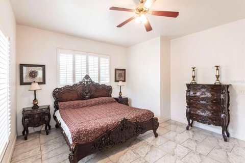 House in Port Charlotte, Florida 3 bedrooms, 208.84 sq.m. № 1716757 - photo 22