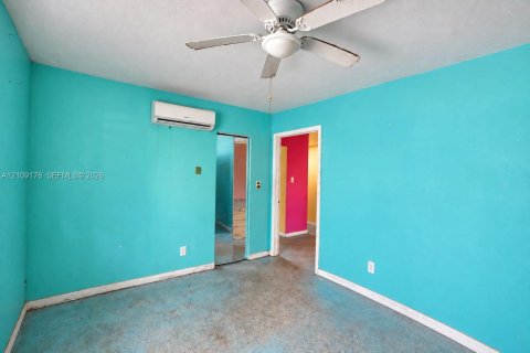 Commercial property in Fort Lauderdale, Florida 161.56 sq.m. № 2422949 - photo 9