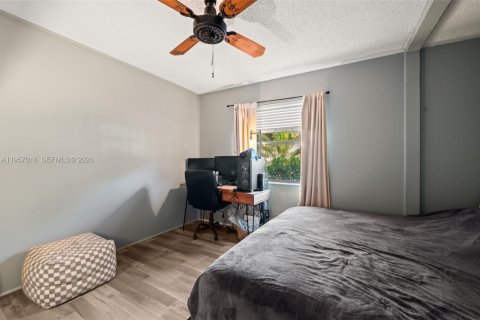 Купить виллу или дом в Корал-Спрингс, Флорида 4 спальни, 186.55м2, № 2051736 - фото 17