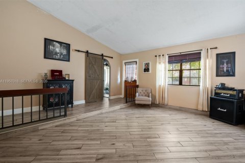 Купить виллу или дом в Корал-Спрингс, Флорида 4 спальни, 186.55м2, № 2051736 - фото 5