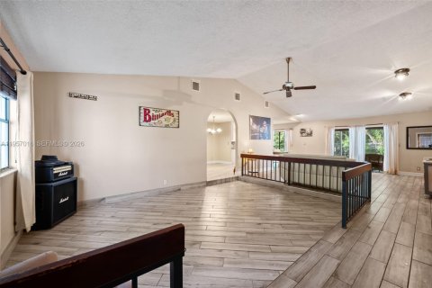 Купить виллу или дом в Корал-Спрингс, Флорида 4 спальни, 186.55м2, № 2051736 - фото 7