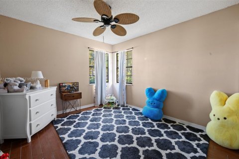 Купить виллу или дом в Корал-Спрингс, Флорида 4 спальни, 186.55м2, № 2051736 - фото 16