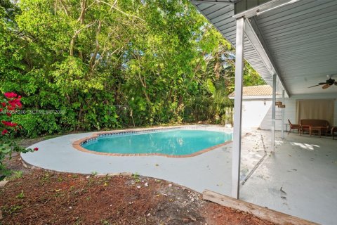 Купить виллу или дом в Корал-Спрингс, Флорида 4 спальни, 186.55м2, № 2051736 - фото 25