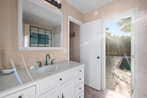 Купить виллу или дом в Корал-Спрингс, Флорида 4 спальни, 186.55м2, № 2051736 - фото 14