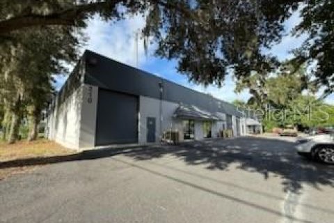 Propiedad comercial en alquiler en Ocala, Florida № 1917119 - foto 1