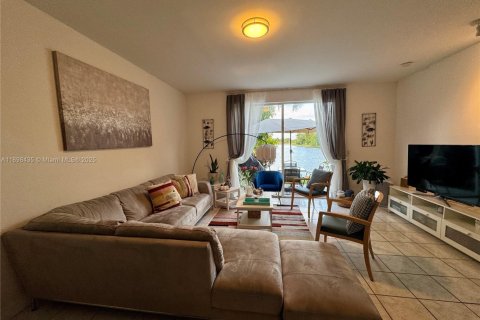 Adosado en alquiler en Weston, Florida, 3 dormitorios, 134.06 m2 № 1950805 - foto 13