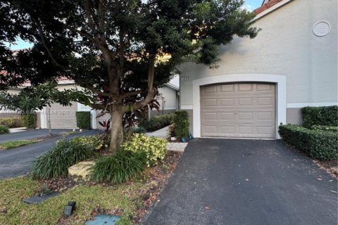 Adosado en alquiler en Weston, Florida, 3 dormitorios, 134.06 m2 № 1950805 - foto 1