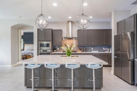 House in Land O' Lakes, Florida 7 bedrooms, 450.2 sq.m. № 1876393 - photo 5