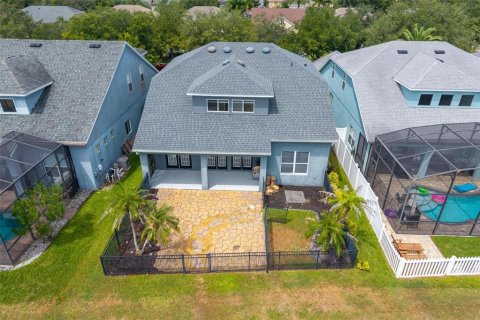 House in Orlando, Florida 4 bedrooms, 290.23 sq.m. № 2342069 - photo 5
